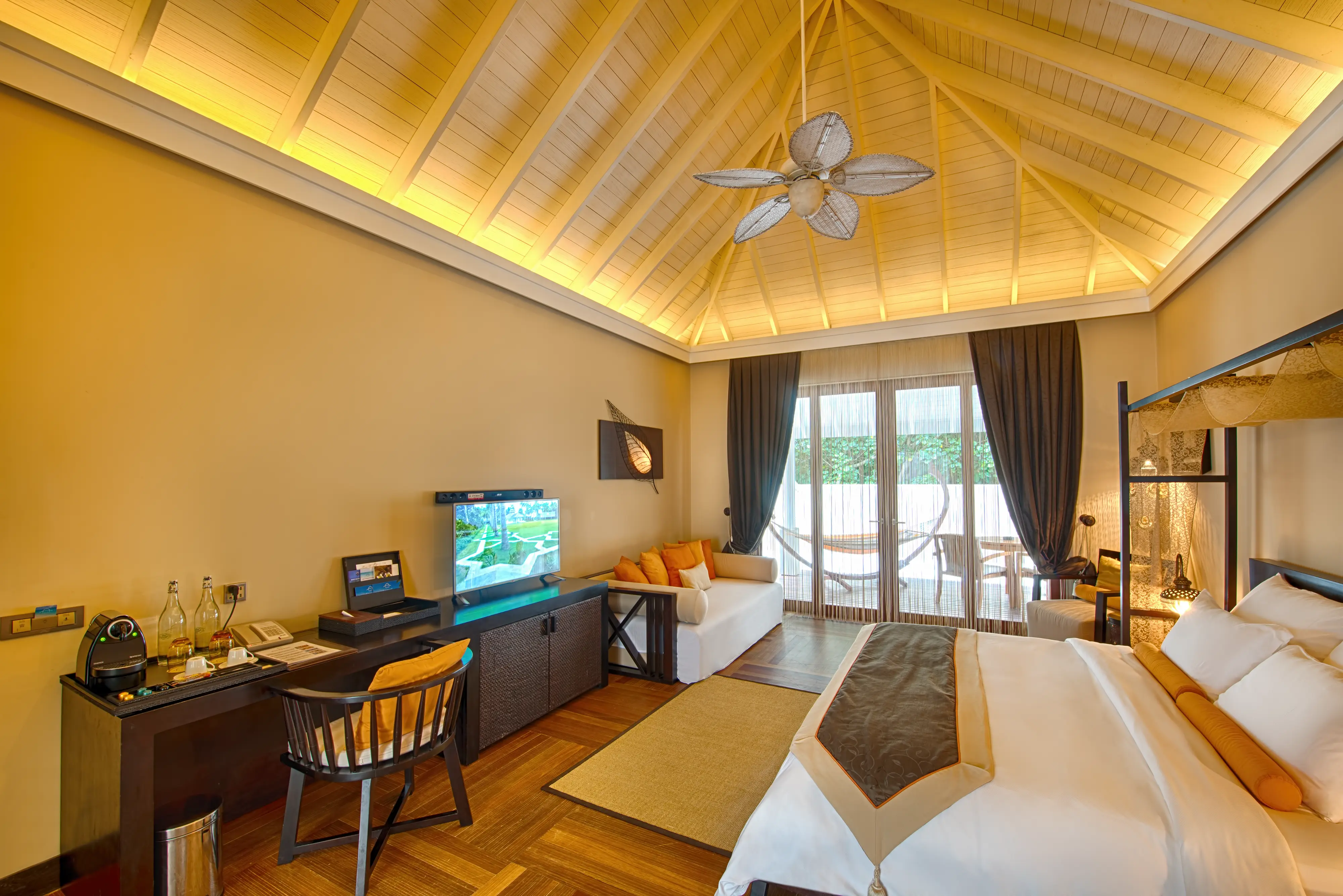 Garden Villa - Tropical Oasis Retreat, Lush Paradise Hidden Sanctuary - Room Images 2