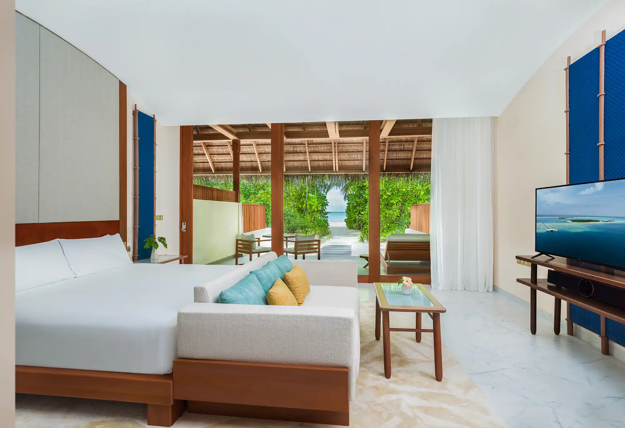 Beach Villa - Your Tropical Hideaway - Room Images 1