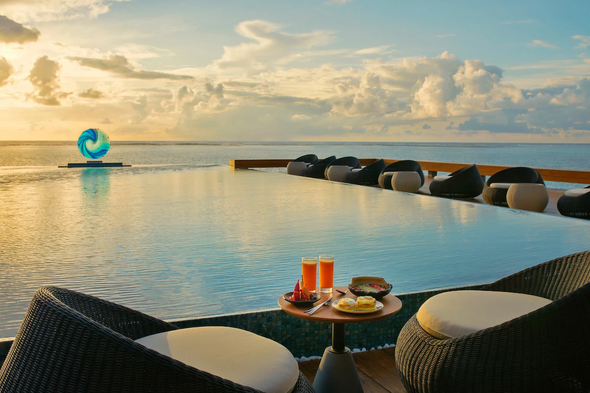 Sol Rising Overwater Sunrise Bar