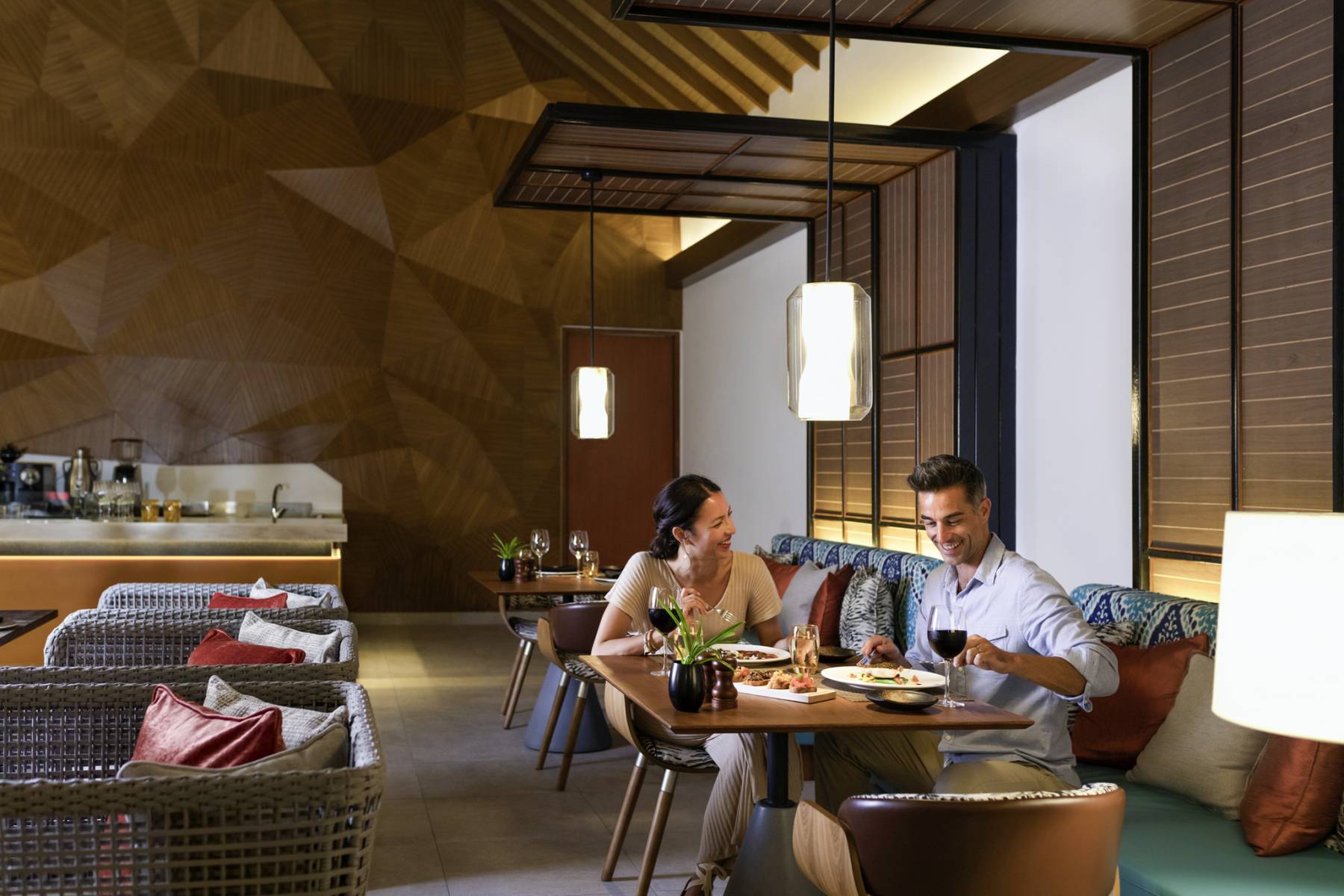 Souq Oven 地中海レストラン - pic 2