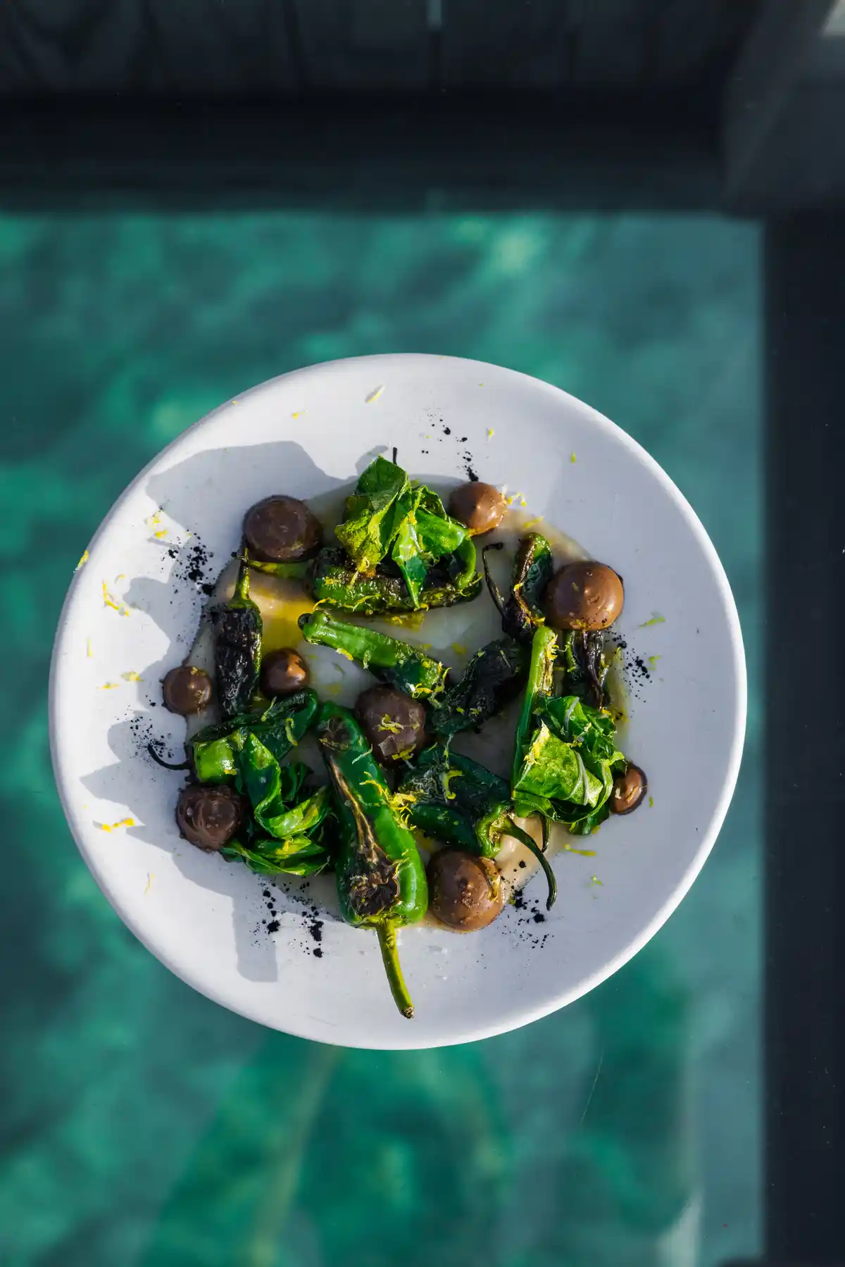 Overseas by Mathias Dahlgren - pic 7