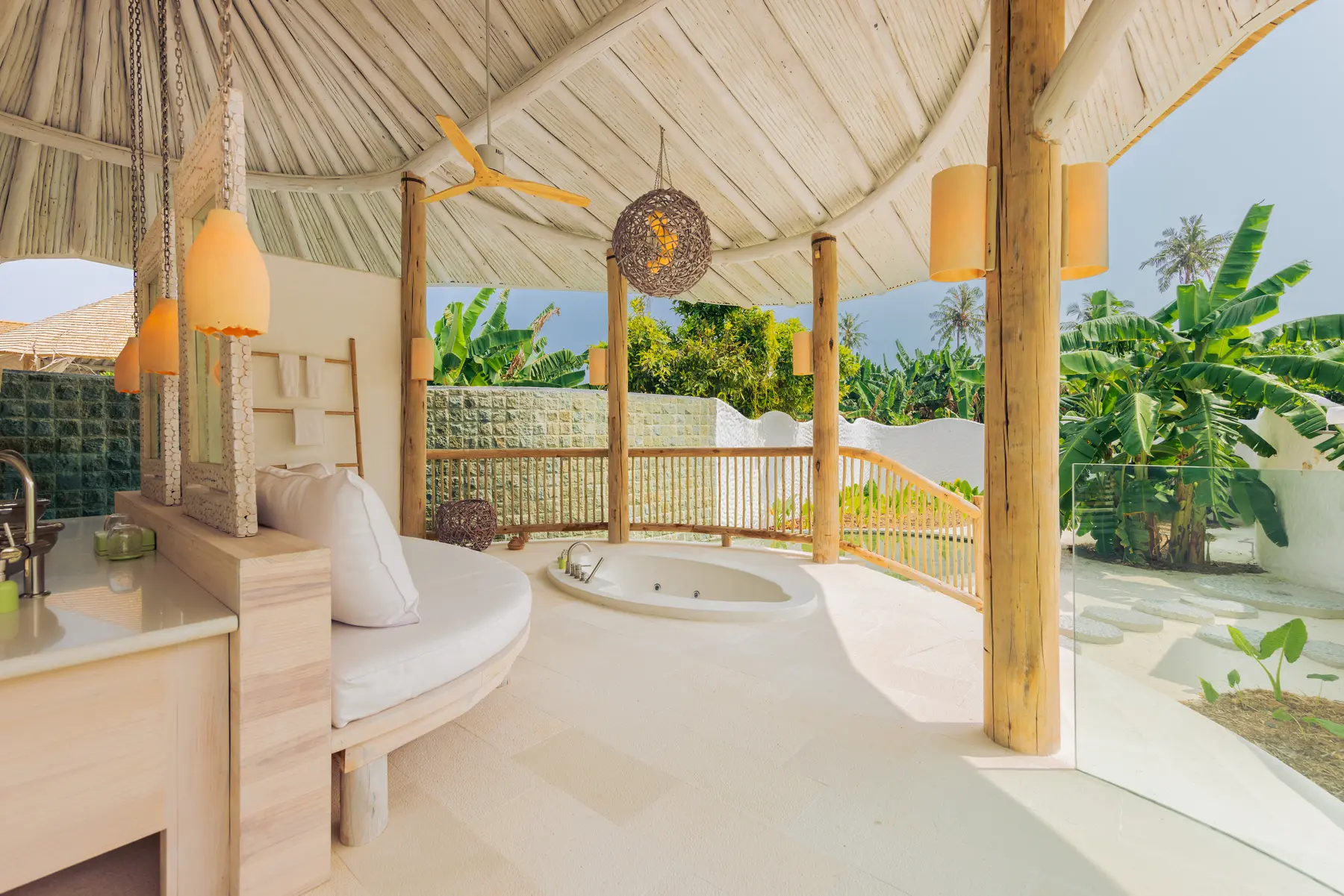 1 Bedroom Beach Hideaway - Mangrove Sanctuary, Tropical Paradise - Room Images 2