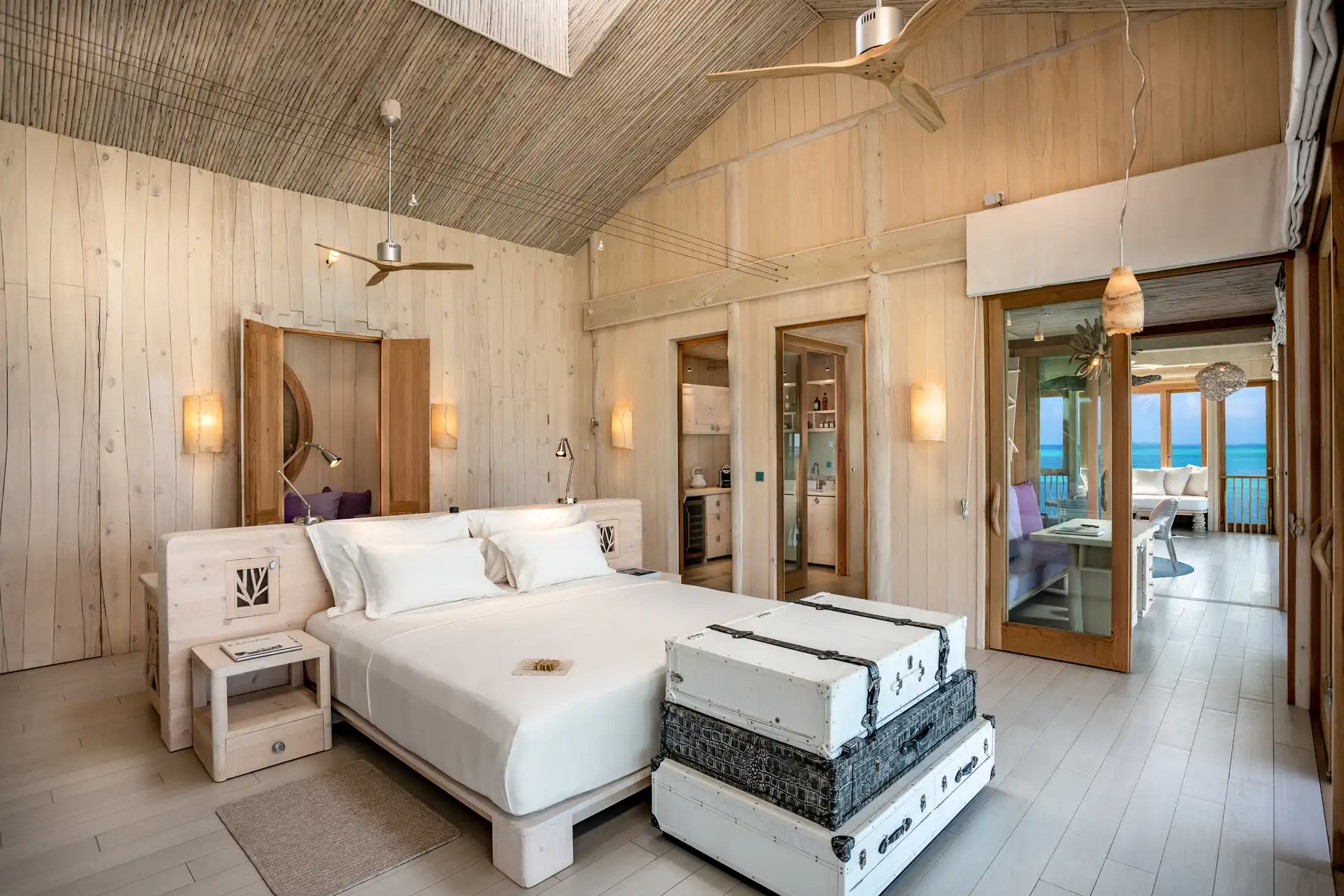 1 Bedroom Water Reserve with Slide - Celestial Sanctuary, Pioneering Legacy - Room Images 2