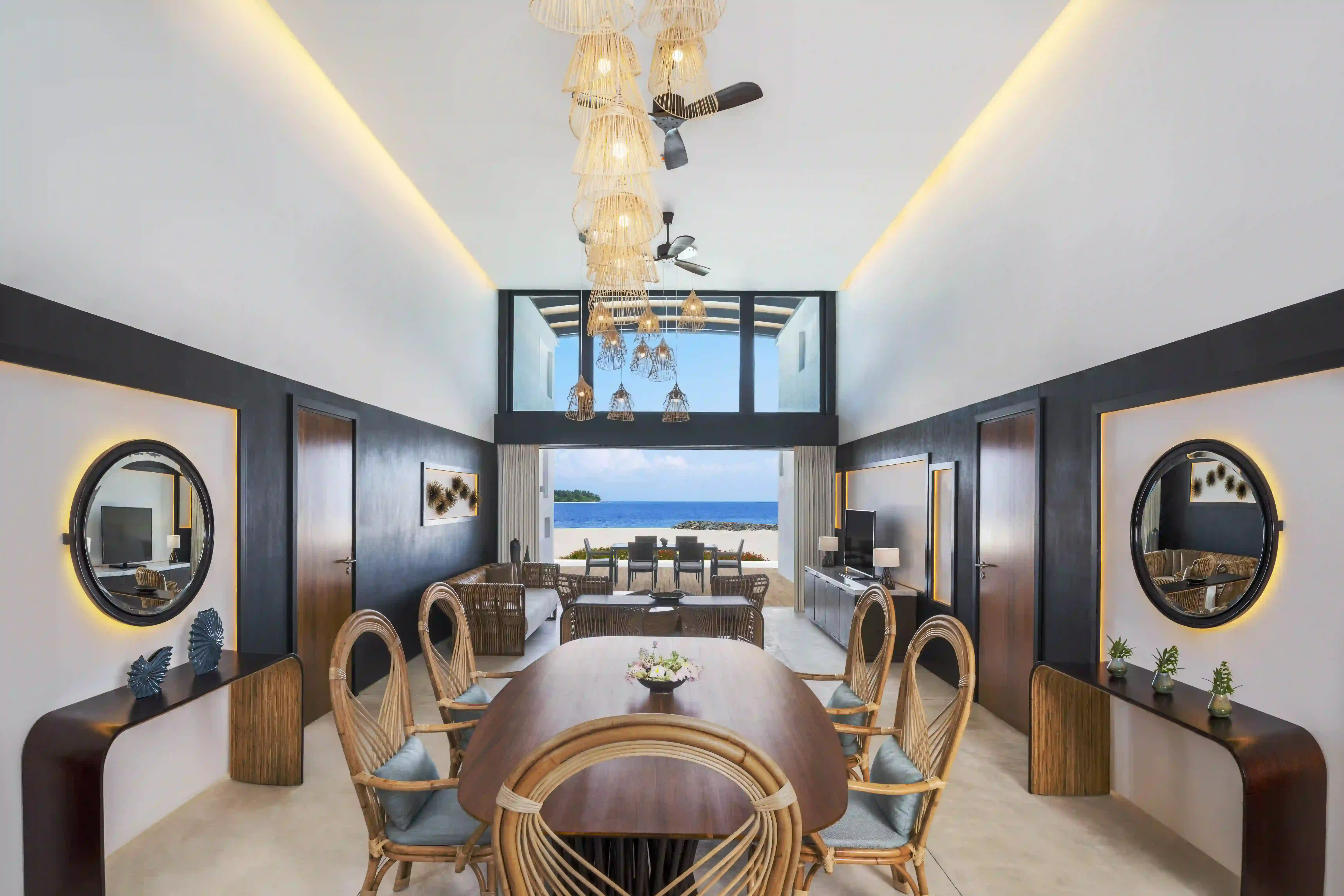 Two Bedroom Heavenly Beach Residence - Your Own Private Beach Kingdom - Room Images 4